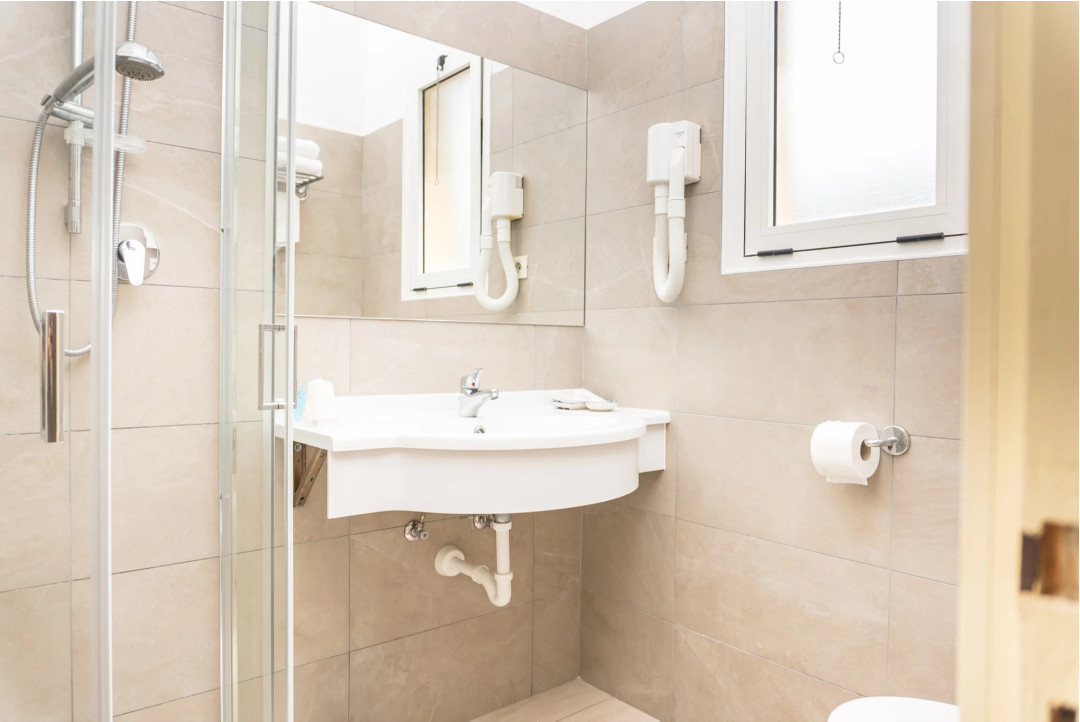 media.bagno-matrimoniale_quadrupla