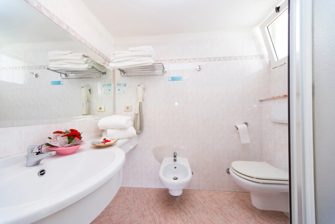 media.family-room-gaudia1-(2)